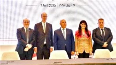 توقيع اتفاقية التسهيلات الإئتمانية مع الوكالة الفرنسية لمشروع خط سكك حديد الروبيكي/ العاشر