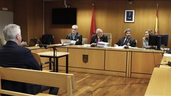 محاكمة أنشيلوتي.. المدرب الإيطالي يدافع عن نفسه أمام القضاء من الاحتيال الضريبي