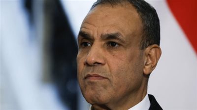 وزير الخارجية المصري يبحث هاتفيا مع نظيره البريطانى العلاقات الثنائية والأوضاع بالمنطقة