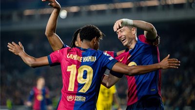 ليفاندوفسكي ويامال في الهجوم.. التشكيل المثالي لربع نهائي دوري أبطال أوروبا