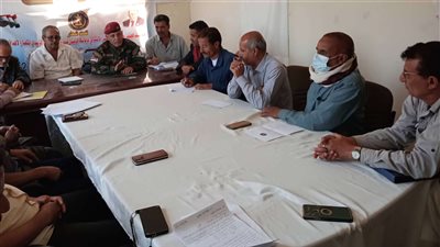 تنفيذية انتقالي جحاف تناقش تحديات العملية التعليمية في المديرية