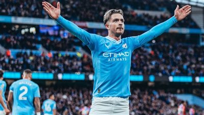 بعد صفعه جريليش.. مشجع مانشستر يونايتد يخضع للمحاكمة