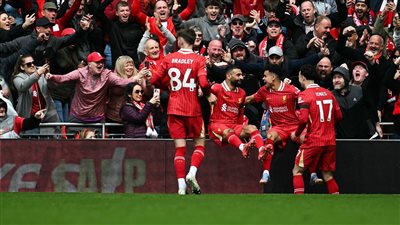 ليفربول يحقق فوزا مثيرا على وست هام بالدوري الإنجليزي