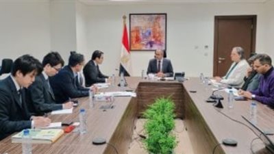 نائب وزير الإسكان يستقبل وفدا يابانيا لبحث الاستثمار في مشروعات البنية التحتية
