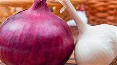 أفضل الطرق لتخزين الثوم والبصل لأطول فترة ممكنة