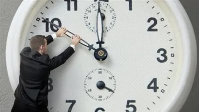 متى سيتم تغيير الساعة في مصر 2025؟