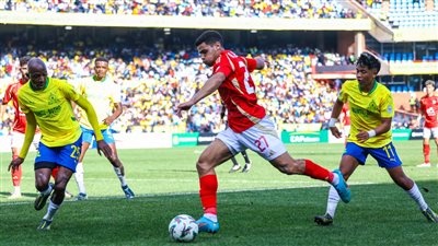 الأهلي يتعادل سلبيًا مع صن داونز في ذهاب نصف نهائي أبطال إفريقيا
