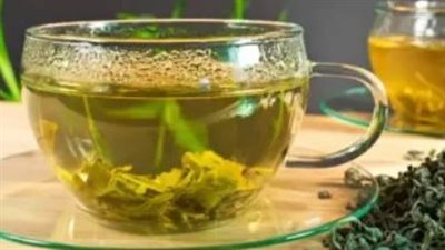 منها الشاي الأخضر.. مشروبات تساعد على هضم الفسيخ والرنجة