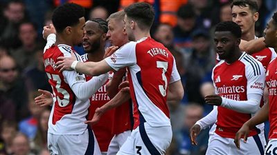 أرسنال يكتسح إيبسويتش تاون برباعية ويؤجل تتويج ليفربول بالدوري الإنجليزي