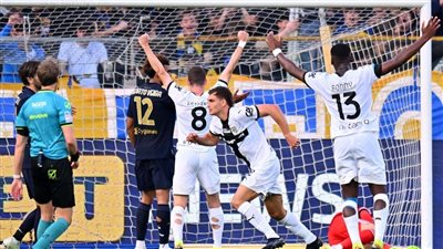 بارما يفوز على يوفنتوس بالدوري الإيطالي ويبعده عن دوري الأبطال
