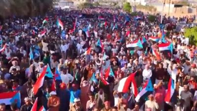  “حضرموت أولًا”.. مليونية تأكيدًا على دعمهم الكامل لقوات النخبة الحضرمية