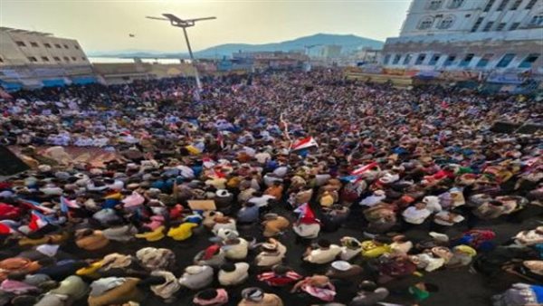 “حضرموت أولًا”.. كيف نجح الانتقالي الجنوبي باليمن في تنظيم المليونية الكبرى؟