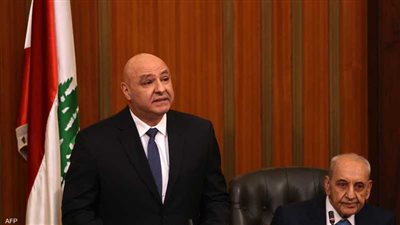 الرئيس اللبناني يؤكد التزام الجيش بضبط الأمن جنوبًا ويدعو إسرائيل للانسحاب من التلال المحتلة