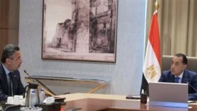 مدبولي: توافر السلع بكميات كبيرة يسهم فى توازن الأسعار وهو ما يتحقق حاليا