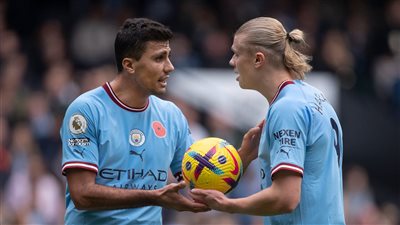 جوارديولا يعلن عودة هالاند ورودري إلى تدريبات مانشستر سيتي