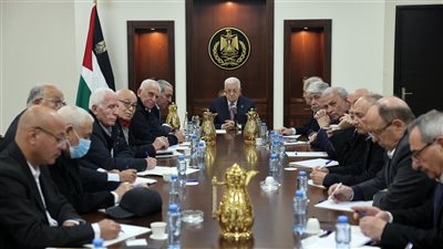 انتخاب عزام الأحمد أمينا لسر اللجنة التنفيذية لمنظمة التحرير الفلسطينية