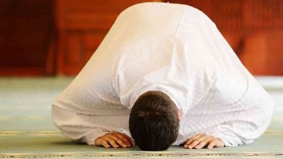 مواقيت الصلاة في محافظة القـاهـرة اليوم 4 مايو 2025