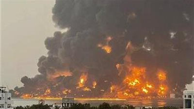 إسرائيل تطلب إخلاء موانئ الحديدة والصليف ورأس عيسى