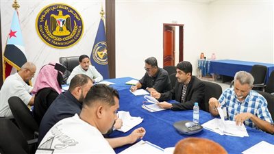 الأمانة العامة للانتقالي الجنوبي تناقش تقرير أوضاع المساجد والمراكز الدينية في جنوب اليمن