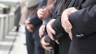  كيفية صلاة الجنازة وحكم أدائها بارتداء الحذاء