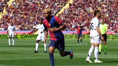 ريمونتادا خيالية.. برشلونة يلتهم ريال مدريد برباعية في شوط مثير لـ كلاسيكو الأرض