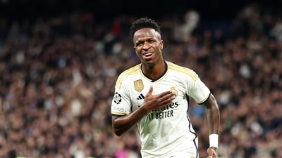 انفراجة في ملف تجديد عقد فينيسيوس مع ريال مدريد