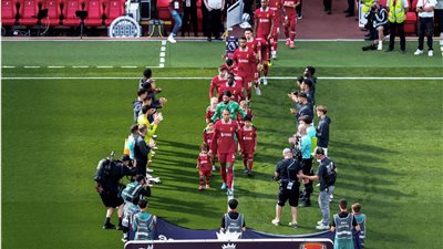  للمرة الثانية.. ممر شرفي لـ ليفربول من لاعبي أرسنال في الدوري الإنجليزي