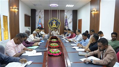 تنفيذية انتقالي العاصمة عدن تناقش مستجدات الأوضاع السياسية والخدمية