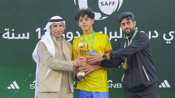 على خطى والده.. استدعاء كريستيانو جونيور لمنتخب البرتغال