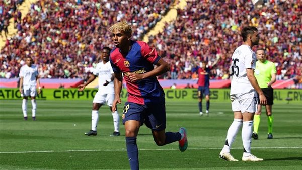 ريمونتادا خيالية.. برشلونة يلتهم ريال مدريد برباعية في شوط مثير لـ كلاسيكو الأرض