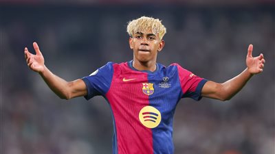 ديكو: نادٍ واحد استفسر عن ضم لامين يامال