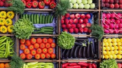  سعر الطماطم اليوم السبت 17 مايو 2025.. الخضراوات والفاكهة بكام النهاردة؟