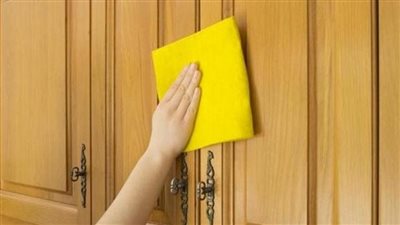 طرق طبيعية لتنظيف خشب المطبخ من الدهون 