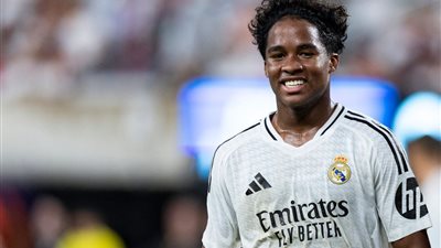 تقارير تكشف سبب فشل صفقة إعارة إندريك إلى ريال سوسيداد