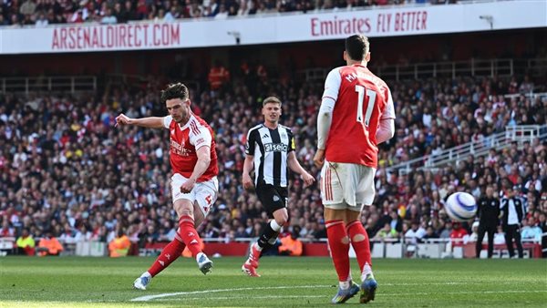 أرسنال يفوز على نيوكاسل ويحسم التأهل لـ دوري أبطال أوروبا