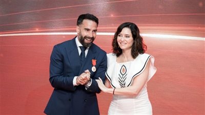 داني كارفخال يحصل على الميدالية الذهبية لمجتمع مدريد