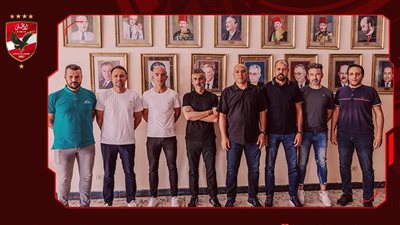 رسميا.. الأهلي يعلن تعيين الإسباني ريبييرو مديرًا فنيًا