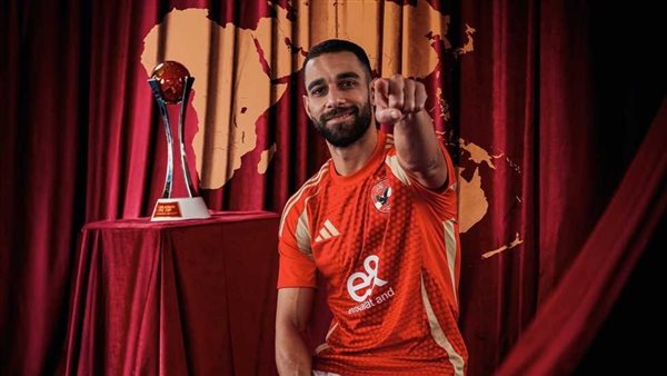 بعد 9 سنوات ونصف.. عمرو السولية يودع جماهير الأهلي برسالة مؤثرة بعد 9 سنوات ونصف.. عمرو السولية يودع جماهير الأهلي برسالة مؤثرة