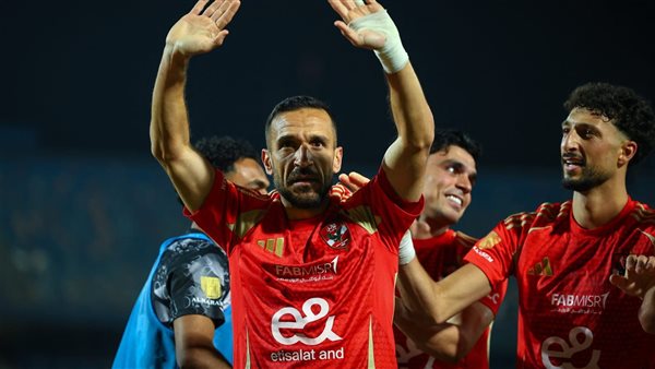 مسيرة أسطورية.. ملخص مشوار التونسي علي معلول مع الأهلي مسيرة أسطورية.. ملخص مشوار التونسي علي معلول مع الأهلي