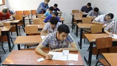 جدول امتحانات الثانوية العامة 2025 للشعبة الأدبية والعلمية