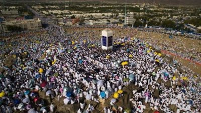 من سيلقى خطبة عرفة اليوم 5 يونيو 2025؟