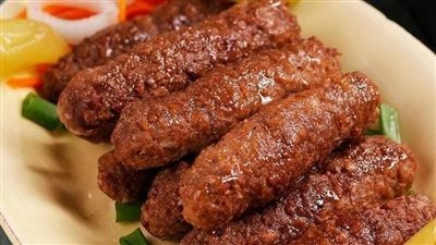 طريقة عمل الكفتة المشوية على الفحم.. وصفة لا تقاوم من أكلات العيد