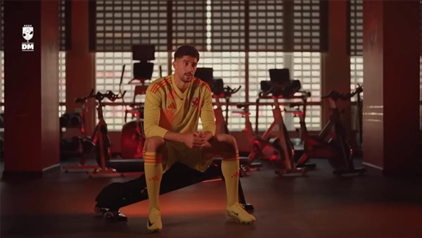 وعد والدي بالانتقال للأهلي تحقق بعد 15 سنة وعد والدي بالانتقال للأهلي تحقق بعد 15 سنة