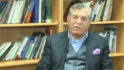  أكاديمي عراقي يًجيب لـ