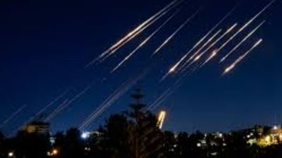 هيئة البث الإسرائيلية: ارتفاع عدد المصابين في بات يام جنوبي تل أبيب إلى 136 مصابا وسقوط 3 قتلى