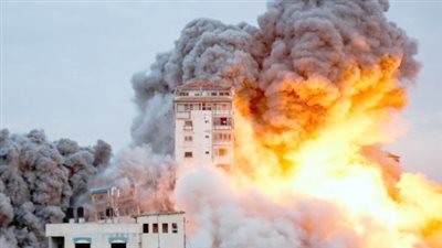 استشهاد 10 فلسطينيين وإصابة العشرات في قصف إسرائيلي على خان يونس