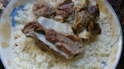 طريقة عمل صلصة الفتة البيضاء.. لمسة الطعم الأصيل