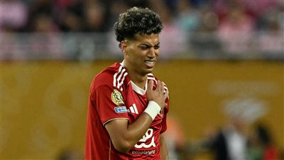 صدمة جديدة لجماهير الأهلي بشأن موعد عودة إمام عاشور من الإصابة