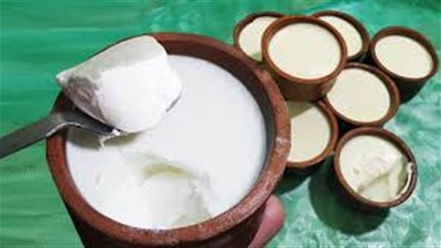 فوائد تناول الزبادي قبل النوم لتحسين الهضم والمساعدة على النوم المريح