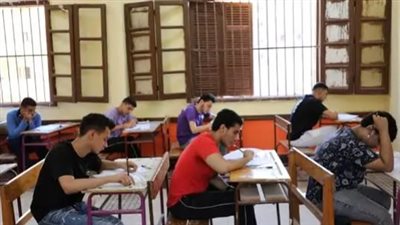 جدول امتحانات الثانوية العامة 2025.. موعد بدء اختبارات المواد الأساسية 